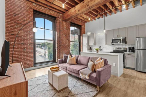 1BR DWTN Loft-Gated Parking-WD-G202